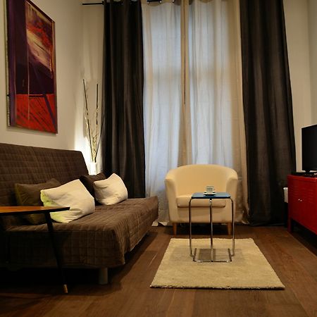 Smart Urban City Apartment Wina Bagian luar foto