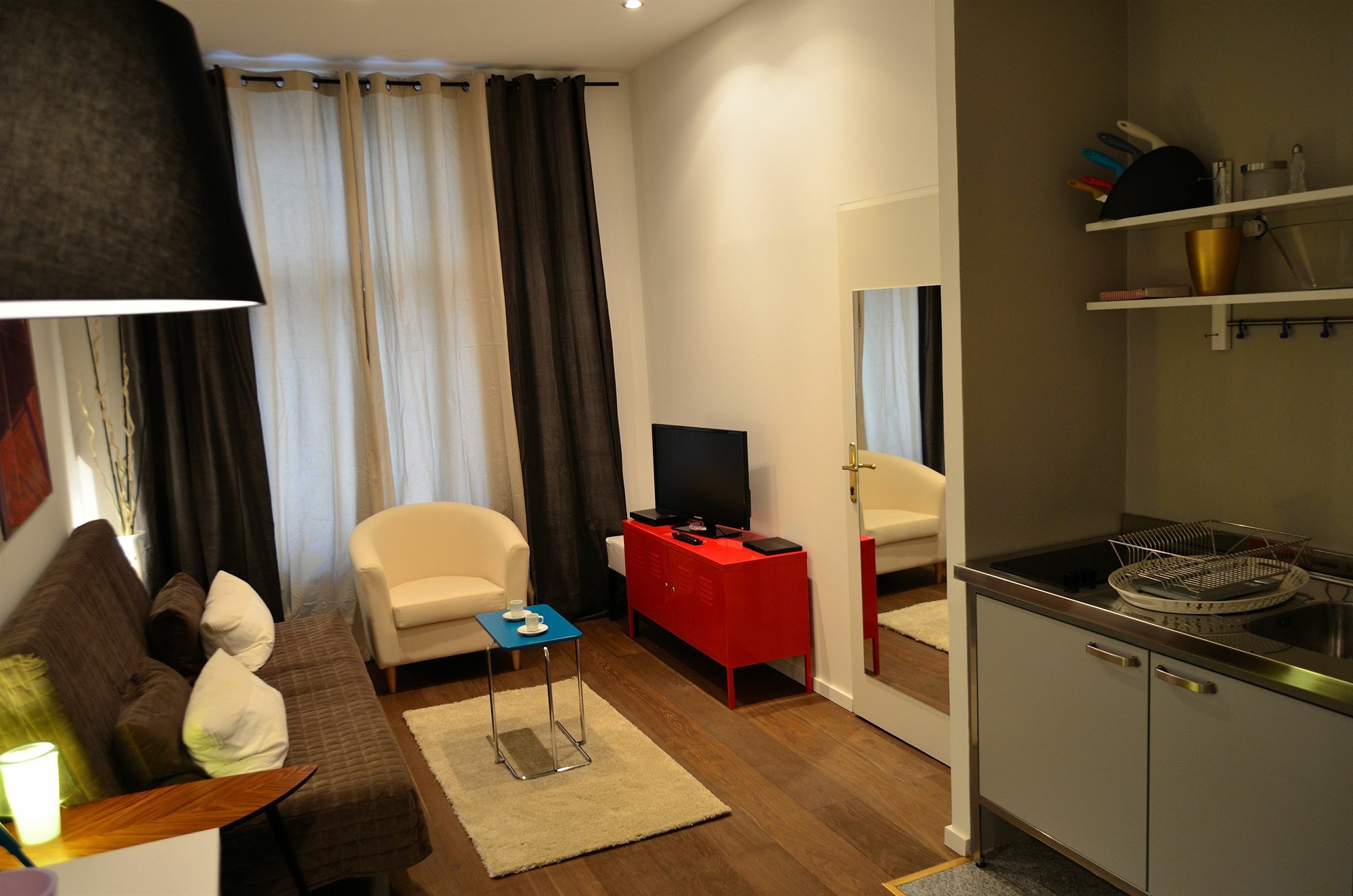 Smart Urban City Apartment Wina Bagian luar foto